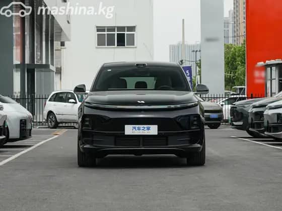LiXiang L6 1.5hyb AT 4WD