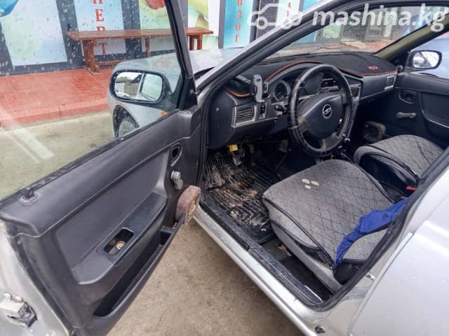 Daewoo Nexia I Рестайлинг 1.5 MT