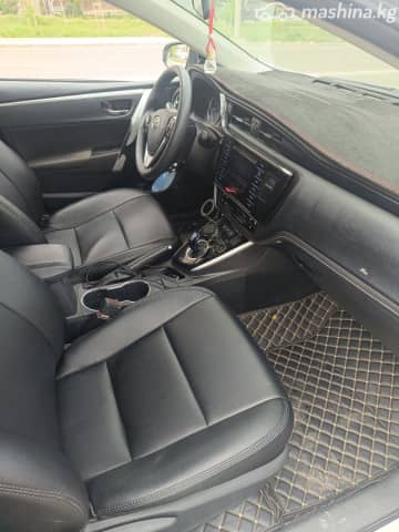 Toyota Corolla XI (E160, E170, E180) Рестайлинг 1 1.8hyb CVT