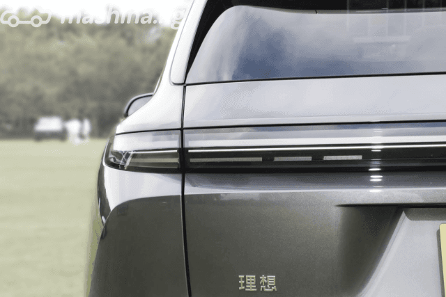 LiXiang L7 Рестайлинг 1.5hyb AT 4WD
