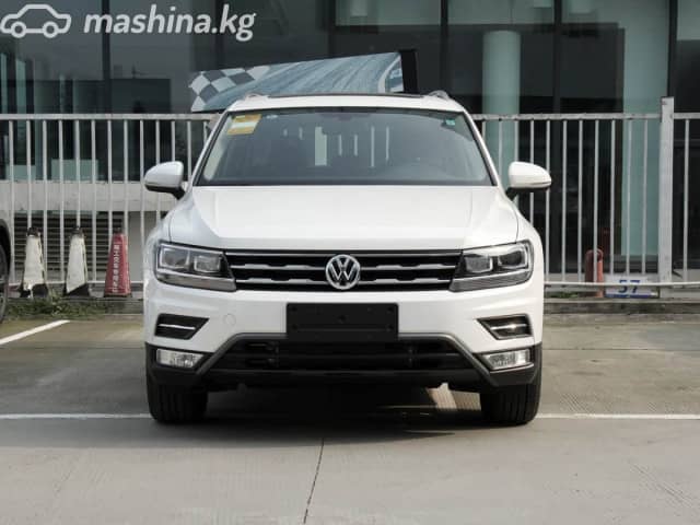 Volkswagen Tiguan III (China Market) 2.0 AMT