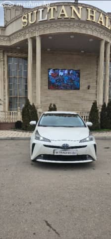 Toyota Prius IV Рестайлинг (XW50) 1.8hyb AT