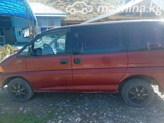 Mitsubishi Space Gear I 2.4 MT