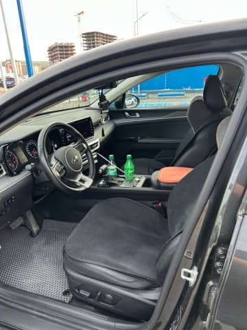 Kia K5 III LPi 2.0 AT