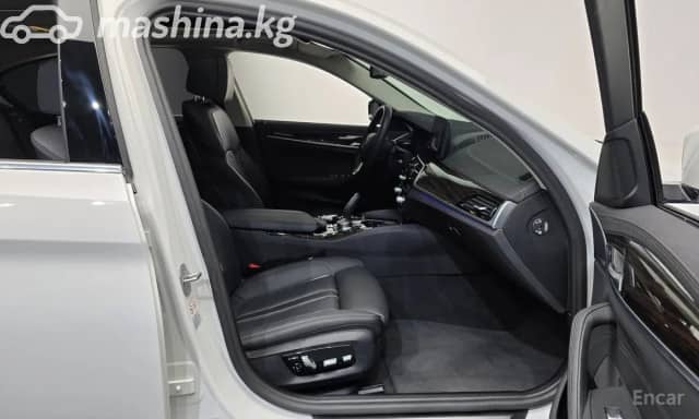 BMW 5 серии VII (G30/G31) Рестайлинг 520i 2.0 AT