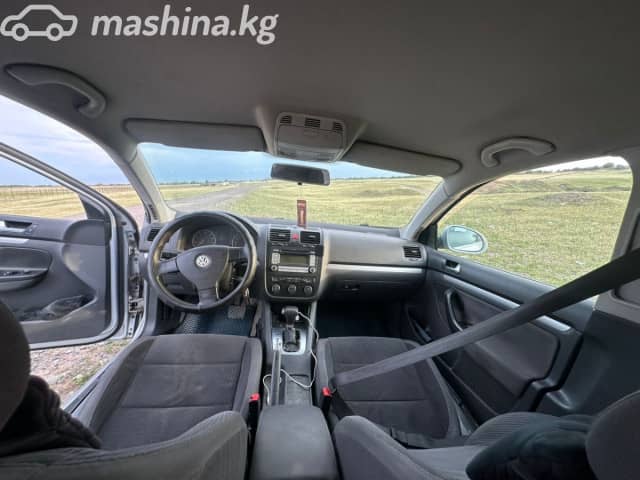 Volkswagen Golf V 1.6 AT