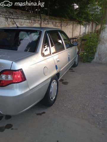 Daewoo Nexia I Рестайлинг 1.5 MT