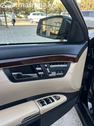 Mercedes-Benz S-Класс V (W221) Рестайлинг 500 Long 5.5 AT 4WD