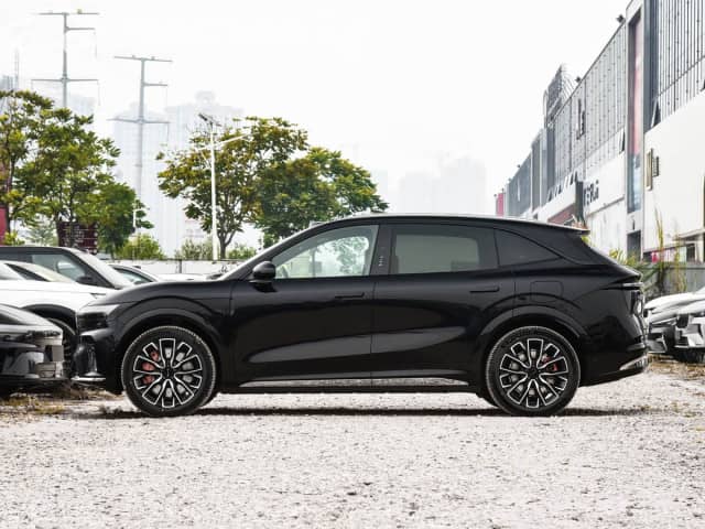 Zeekr 7X Electro AT 4WD