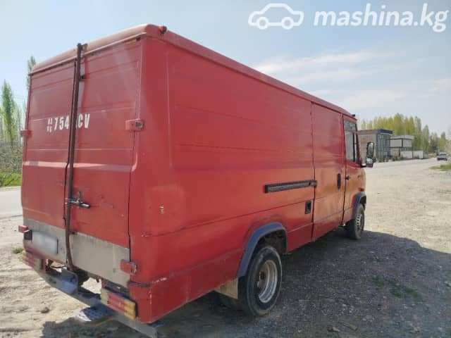 Mercedes-Benz Фургон (4х2)