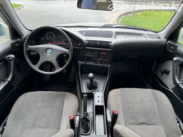 BMW 5 серии III (E34) 525i 2.5 MT