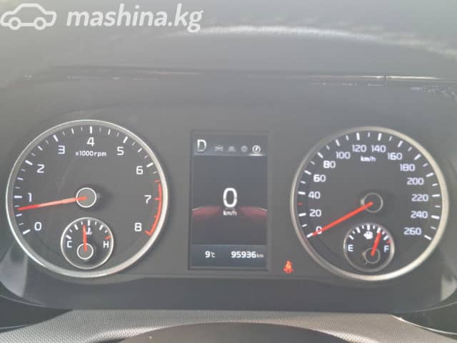 Kia K5 III LPi 2.0 AT