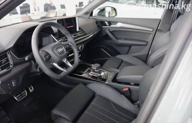 Audi Q5 II (FY) Рестайлинг 45 TFSI 2.0 AMT 4WD