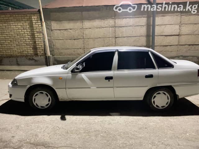 Daewoo Nexia I Рестайлинг 1.5 MT