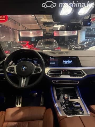BMW X5 IV (G05/G18) 50i 4.4 AT 4WD
