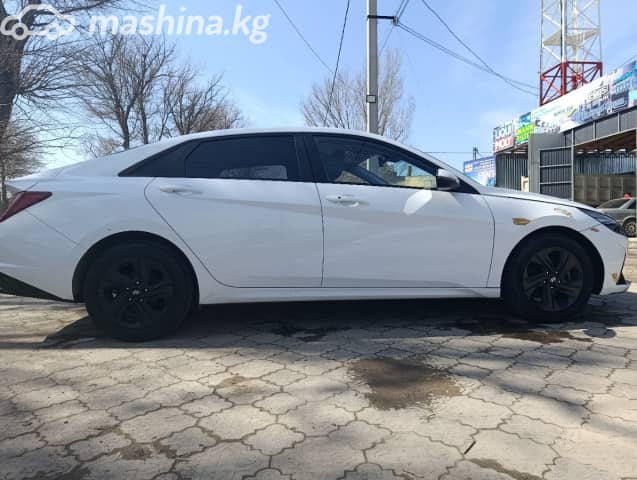 Hyundai Avante VII 1.6hyb AMT