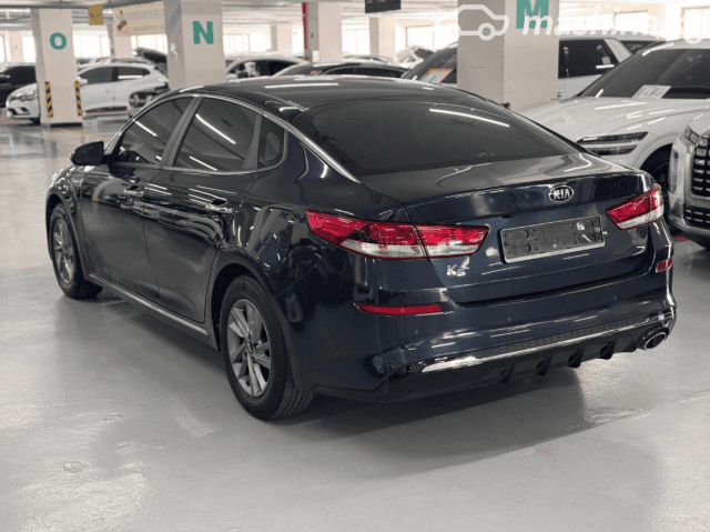 Kia K5 II 2.0 AT