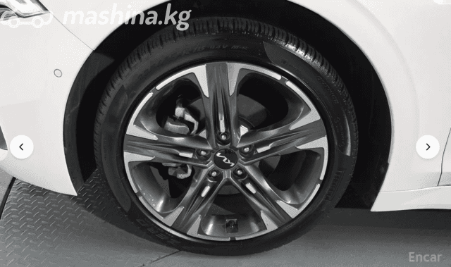 Kia K5 III 2.0hyb AT