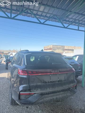 Audi Q6 45 TFSI 2.0 AMT 4WD
