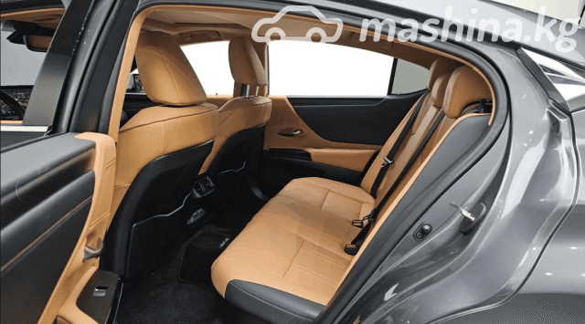 Lexus ES VII Рестайлинг 300h 2.5hyb CVT