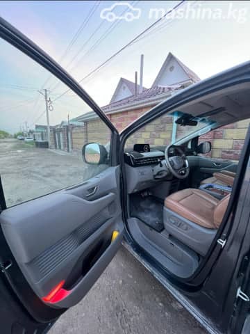 Hyundai Staria 3.5 AT
