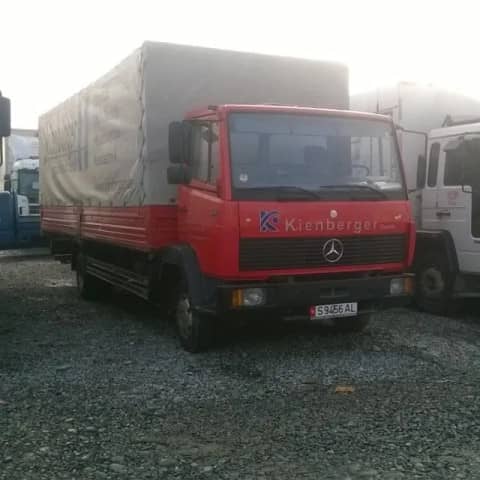 Mercedes-Benz 814