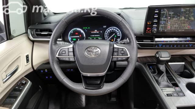 Toyota Sienna IV 2.5hyb AT 4WD