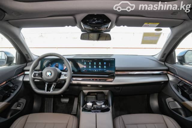 BMW 5 серии VIII (G60/G61/G68) 530i xDrive 2.0 AT 4WD