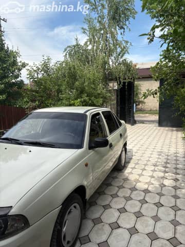 Daewoo Nexia I Рестайлинг 1.5 MT