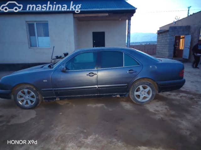 Mercedes-Benz E-Класс II (W210, S210) 200 2.0 MT