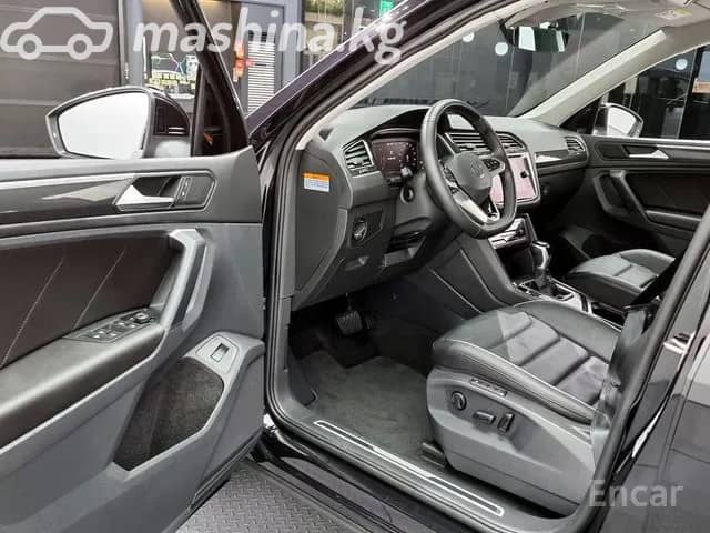Volkswagen Tiguan II Рестайлинг 2.0d AMT 4WD
