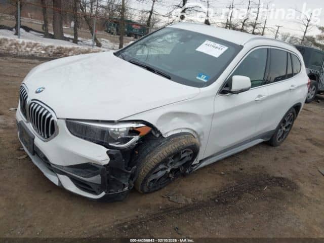 BMW X1 II (F48) Рестайлинг 28i xDrive 2.0 AT 4WD