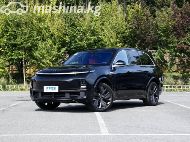 LiXiang L8 Max 1.5hyb AT 4WD