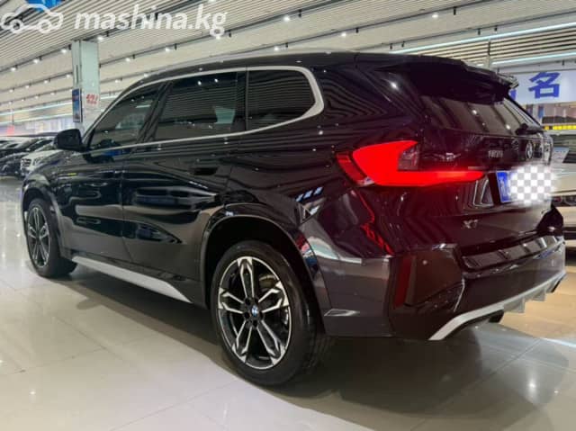 BMW X1 III (U11/U12) 20i sDrive 1.5 AMT