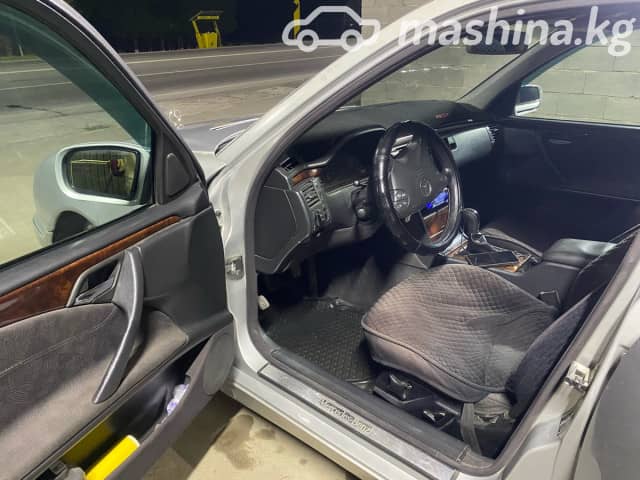 Mercedes-Benz E-Класс II (W210, S210) Рестайлинг 200 2.0 MT