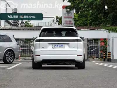 LiXiang L7 Рестайлинг 1.5hyb AT 4WD