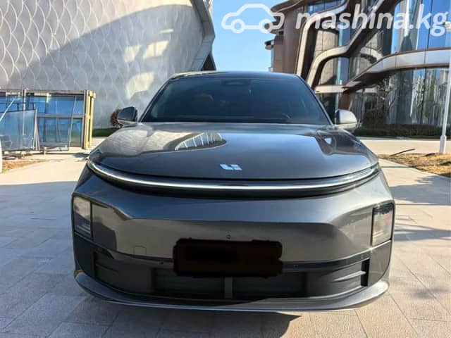 LiXiang L6 1.5hyb AT 4WD