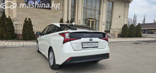 Toyota Prius IV Рестайлинг (XW50) 1.8hyb AT