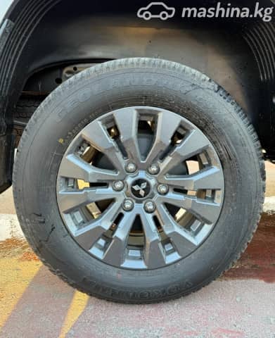 Mitsubishi L200 VI 2.4d AT 4WD