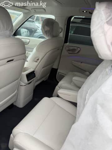 Lynk & Co 900 2.0hyb AT 4WD