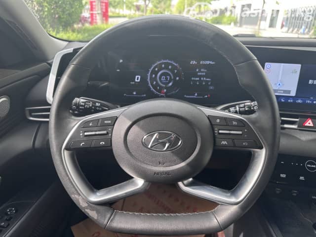 Hyundai Elantra VII (CN7) 1.6 AT