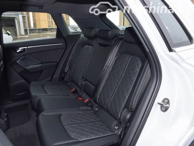 Audi Q3 II (F3) 35 TFSI 1.5 AMT