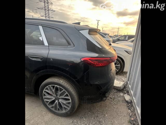 Audi Q5 III 40 TFSI 2.0 AMT 4WD