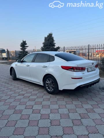 Kia K5 II 2.0 AT