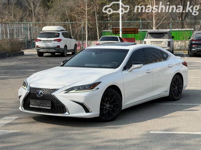 Lexus ES VII Рестайлинг 300h 2.5hyb CVT