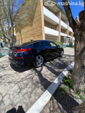 Kia K5 II 2.0 AT