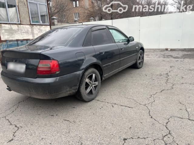 Audi A4 I (B5) Рестайлинг 1.8 AT