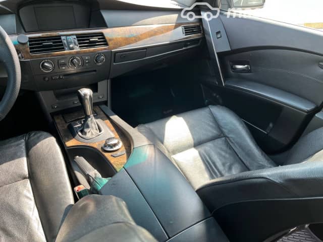 BMW 5 серии V (E60/E61) 530i 3.0 AT