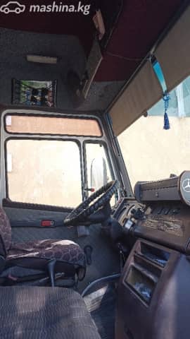Mercedes-Benz Vario