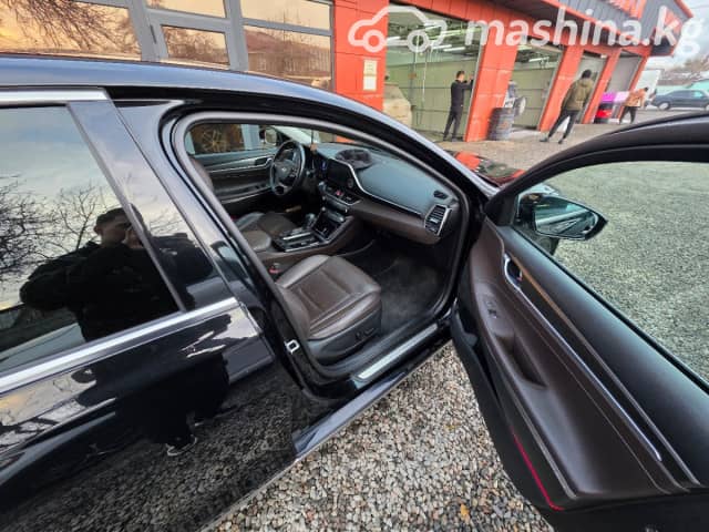 Hyundai Grandeur VI 3.0 AT